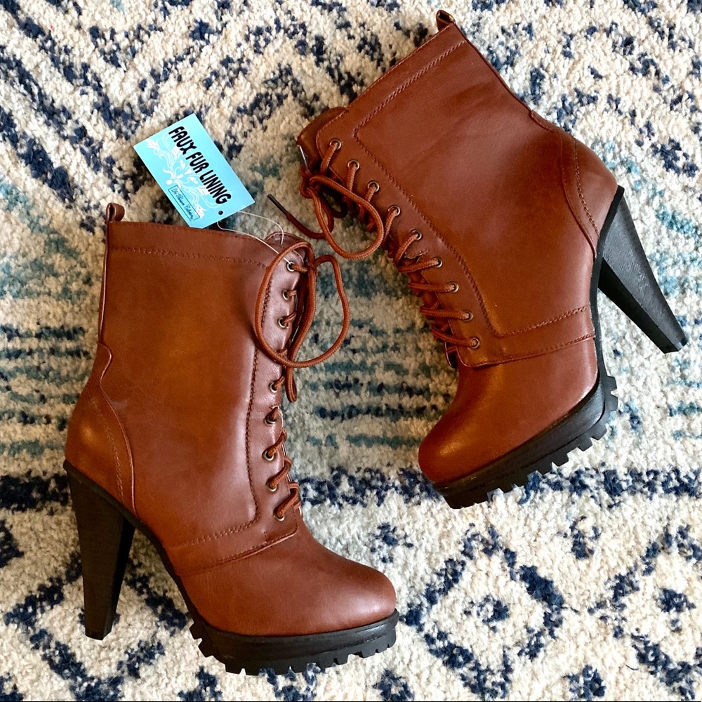 New Booties/Never Worn (Size 9)